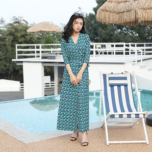 高端新品法式绿色印花修身显瘦显瘦一片式连衣裙PG DVF裹身裙2026