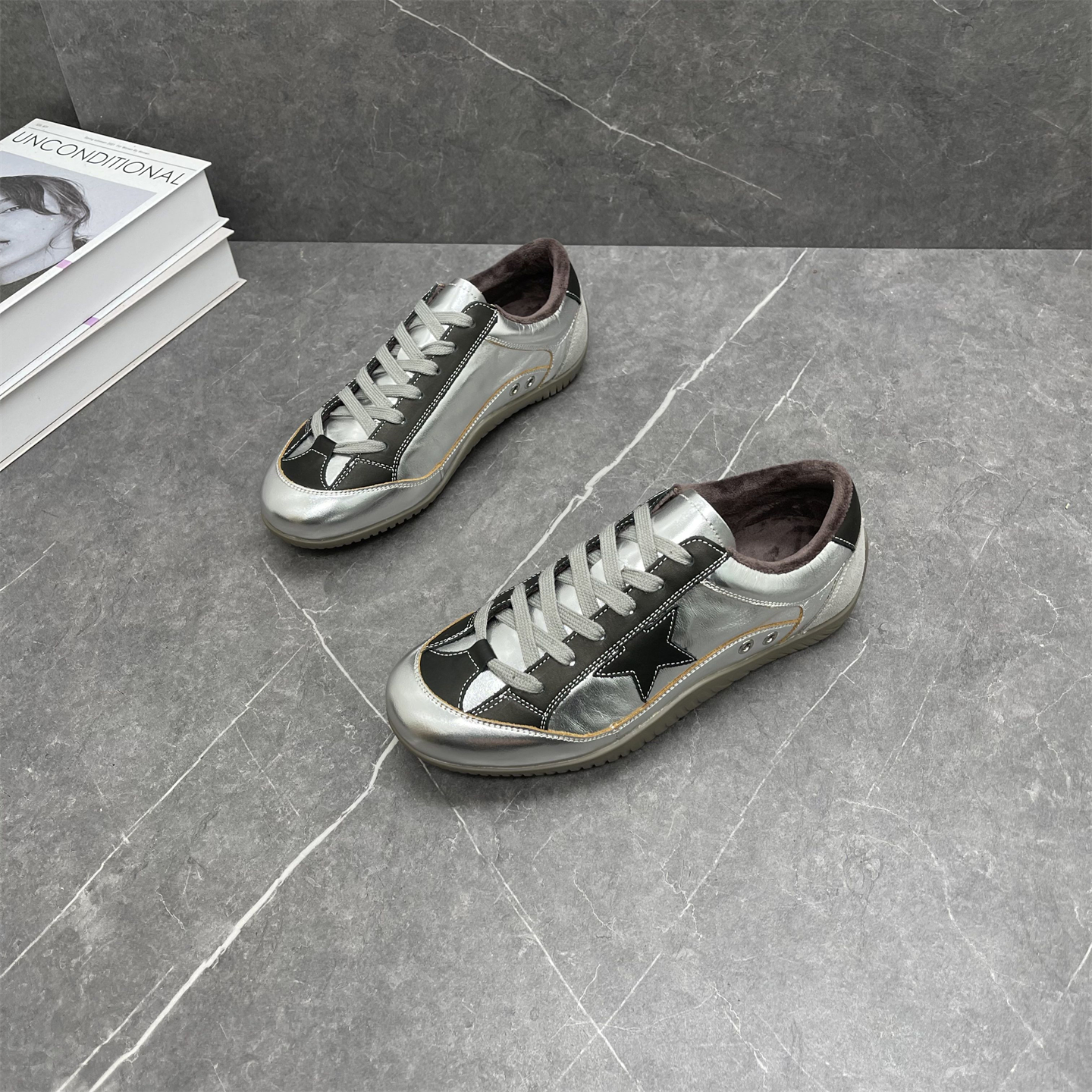 真皮复古星星鞋女银色德训鞋