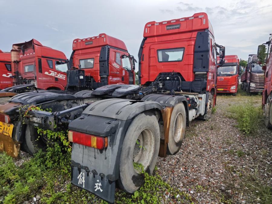 11月26日南宁车牌号为桂GF4441重型半挂牵引车网络拍卖公告