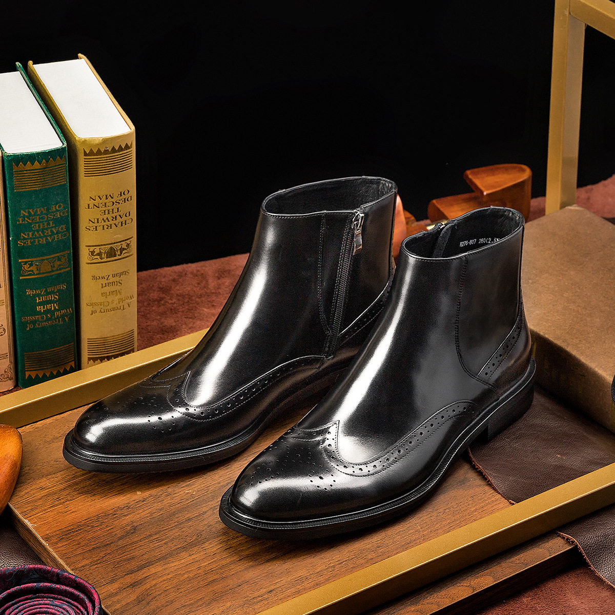 BROGUE CHELSEA BOOTS BRITISH LEATHER HIGH-TOP BUSINESS SHOES MENS SIDE ZIPPER BIKER BOOTS CARVED BOOTIES