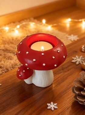 圣诞红蘑菇树脂发光桌面摆件