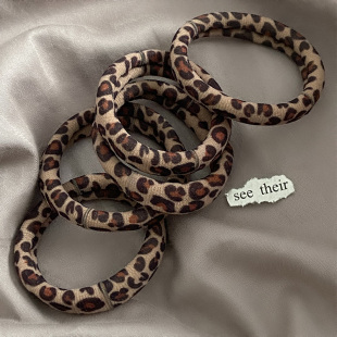 敲好用 高弹无接缝扎马尾橡皮筋复古简约豹纹头绳ins 日韩秋冬新款