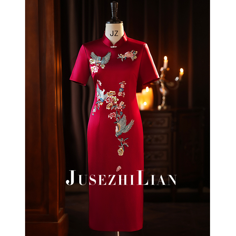 高档喜婆婆醋酸旗袍2024新款秋季改良新中式国风喜妈妈婚宴装礼服