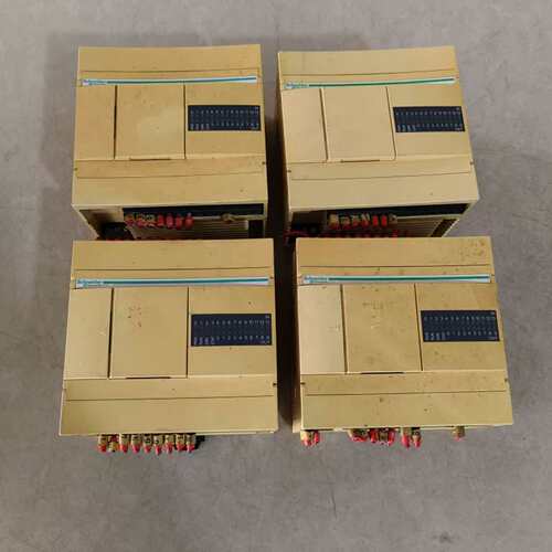 议价PLC控制器模块TWDLCAA24DRF 拆机件