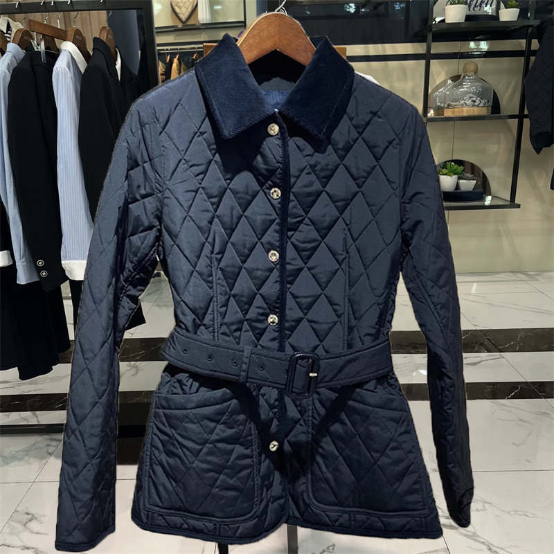 2023冬新款棉感T400菱格绗线灯芯绒翻领修身腰带棉服外套女P家