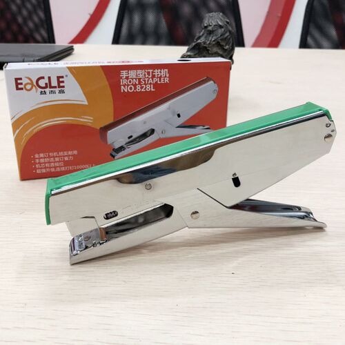 益而高订书机828S小号手握式10号针订书机 办公手握型12号订书机
