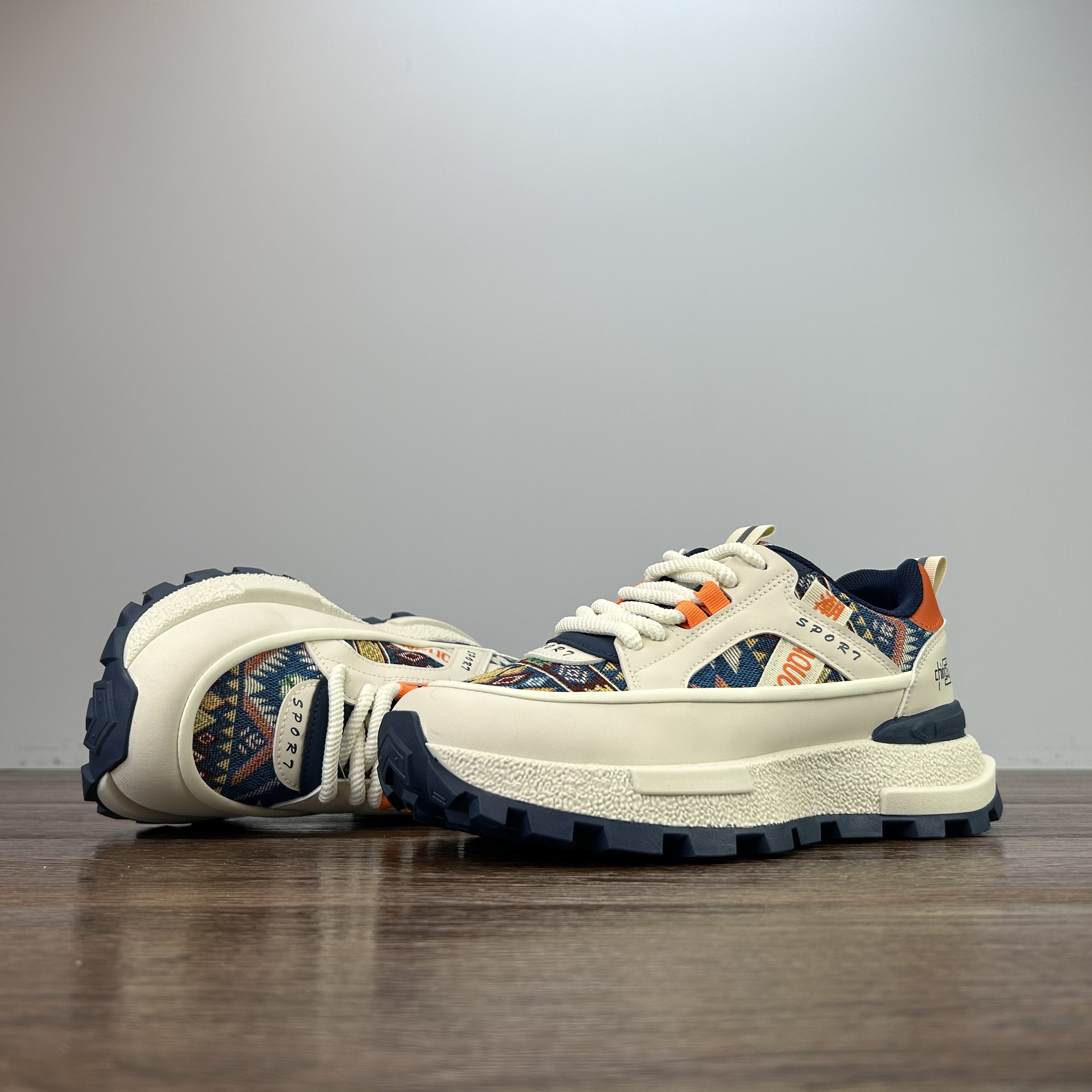 柜货！外贸男士春季运动休闲老爹鞋厚底增高民族风时尚潮板鞋复古,流行男鞋,时尚休闲鞋,淘宝优惠券,粉丝福利购,淘宝优惠卷