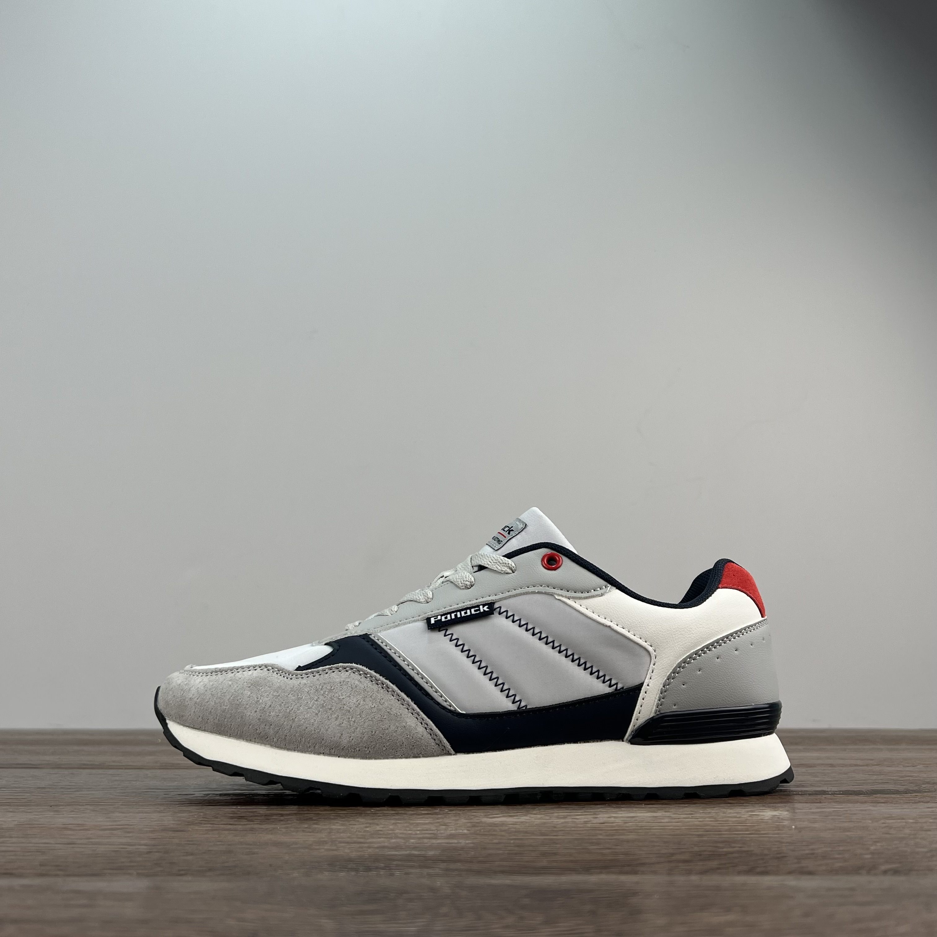 日本柜秋冬男真皮复古运动休闲鞋