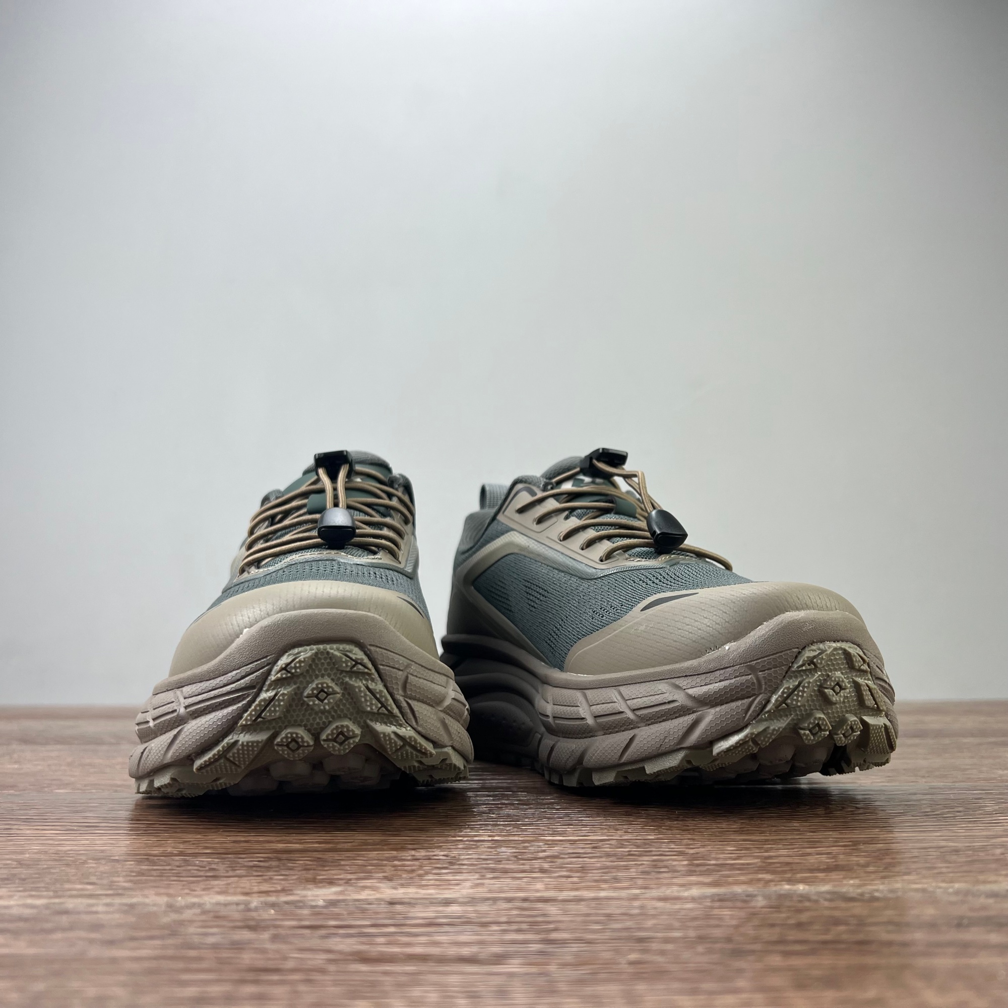 柜单！高端男户外越野跑鞋厚底