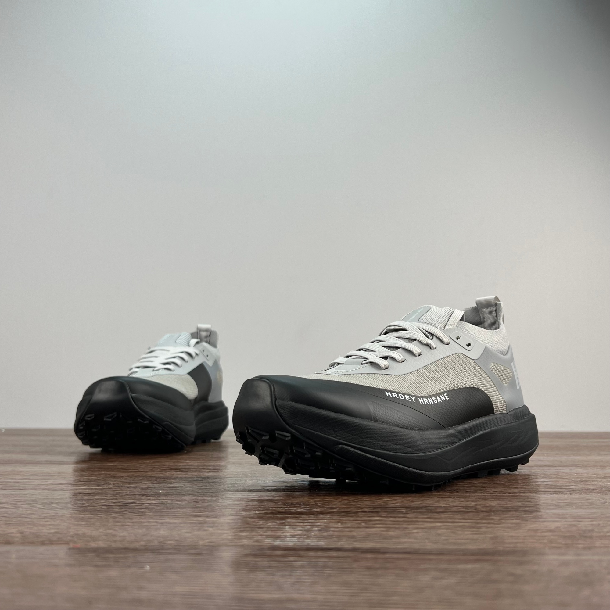 专G1000+ 牛货平替情侣城市户外越野跑鞋防泼水耐磨减震跑鞋百搭