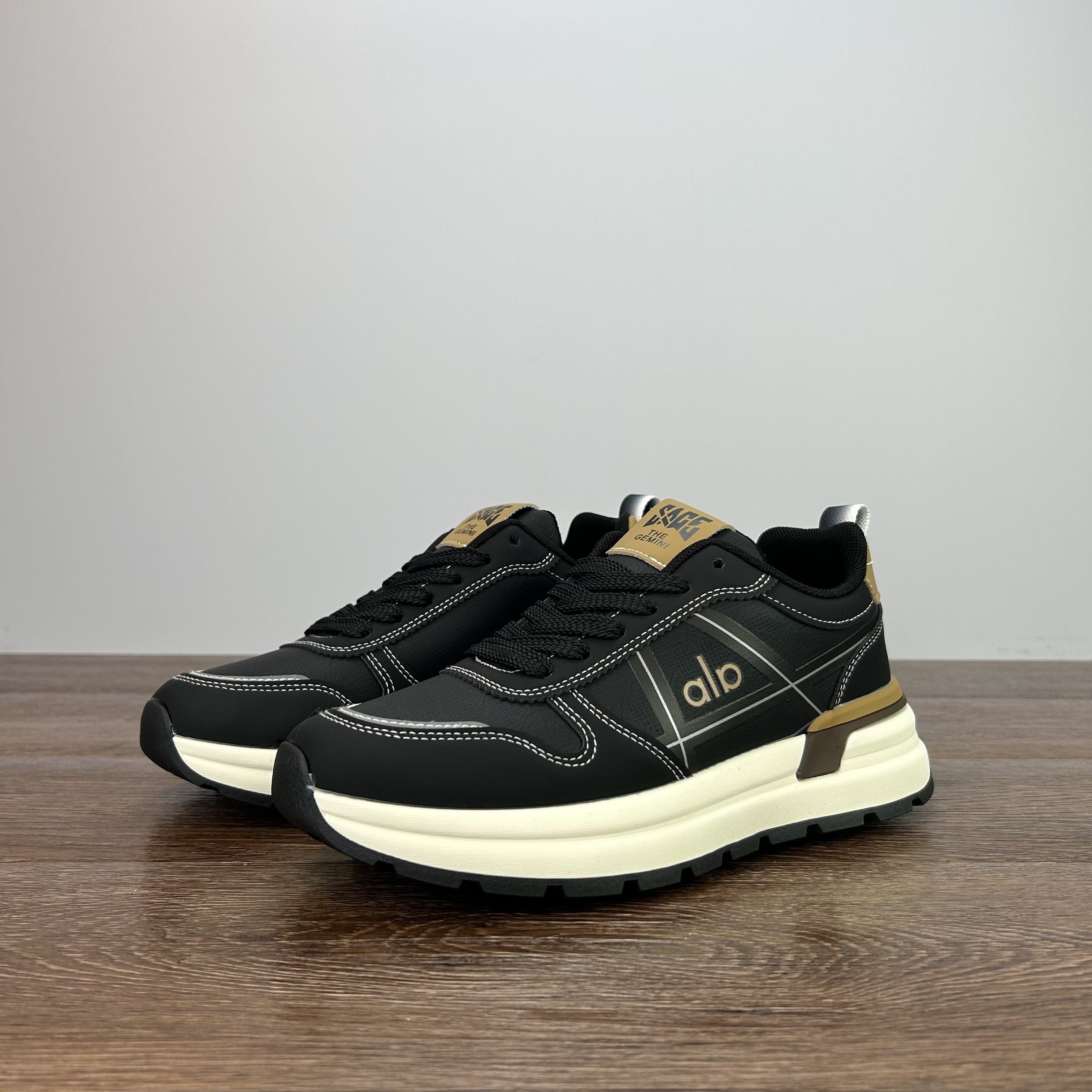 柜货！外贸好货男春运动休闲板鞋全皮时尚低帮平底老爹鞋百搭潮鞋,流行男鞋,时尚休闲鞋,淘宝优惠券,粉丝福利购,淘宝优惠卷