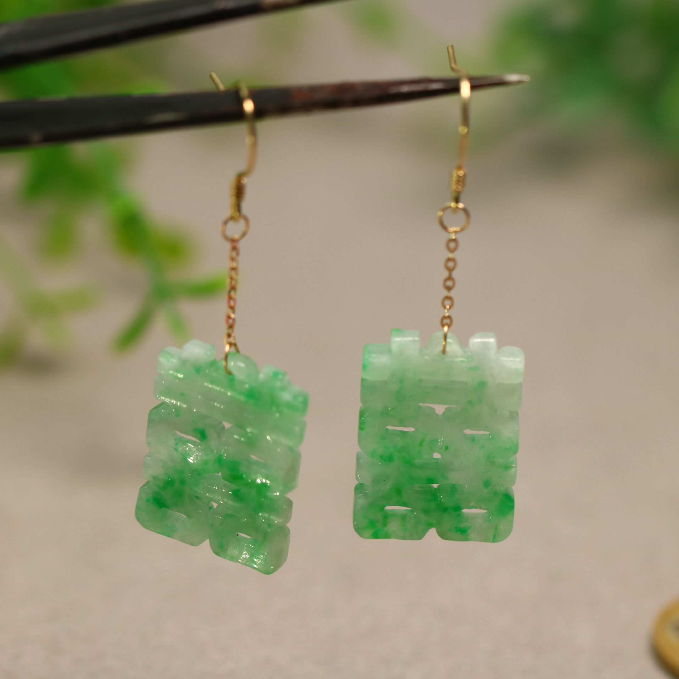 天然A货翡翠镂空喜字耳坠