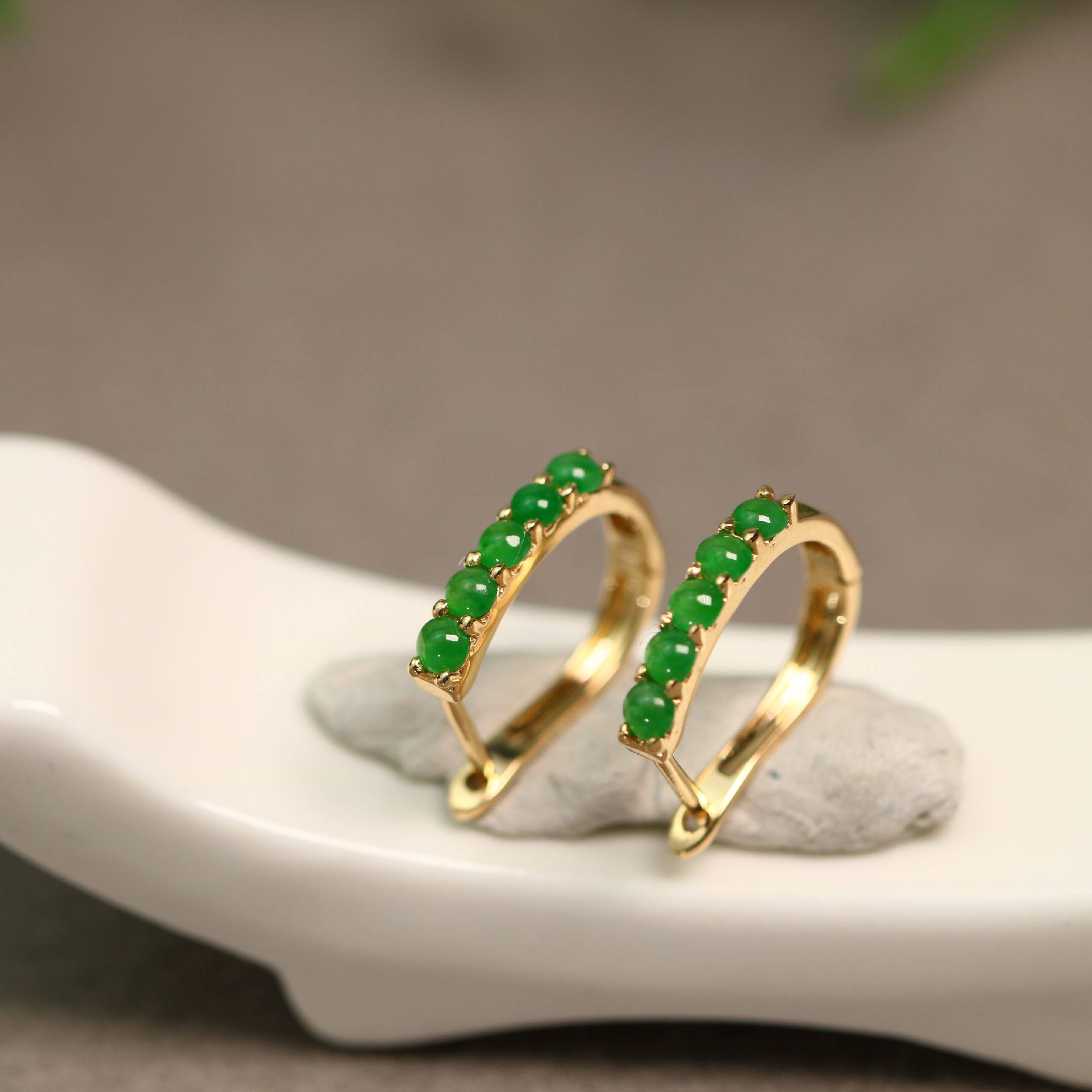 #D771 一对18K金镶嵌冰种满绿天然A货翡翠蛋面耳钉 耳拍耳扣款