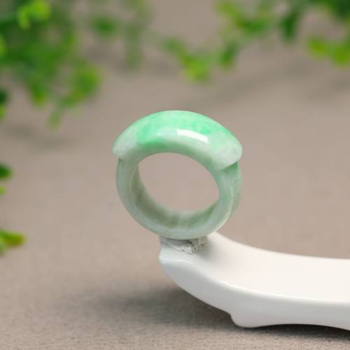 缅甸天然A货翡翠马鞍戒指