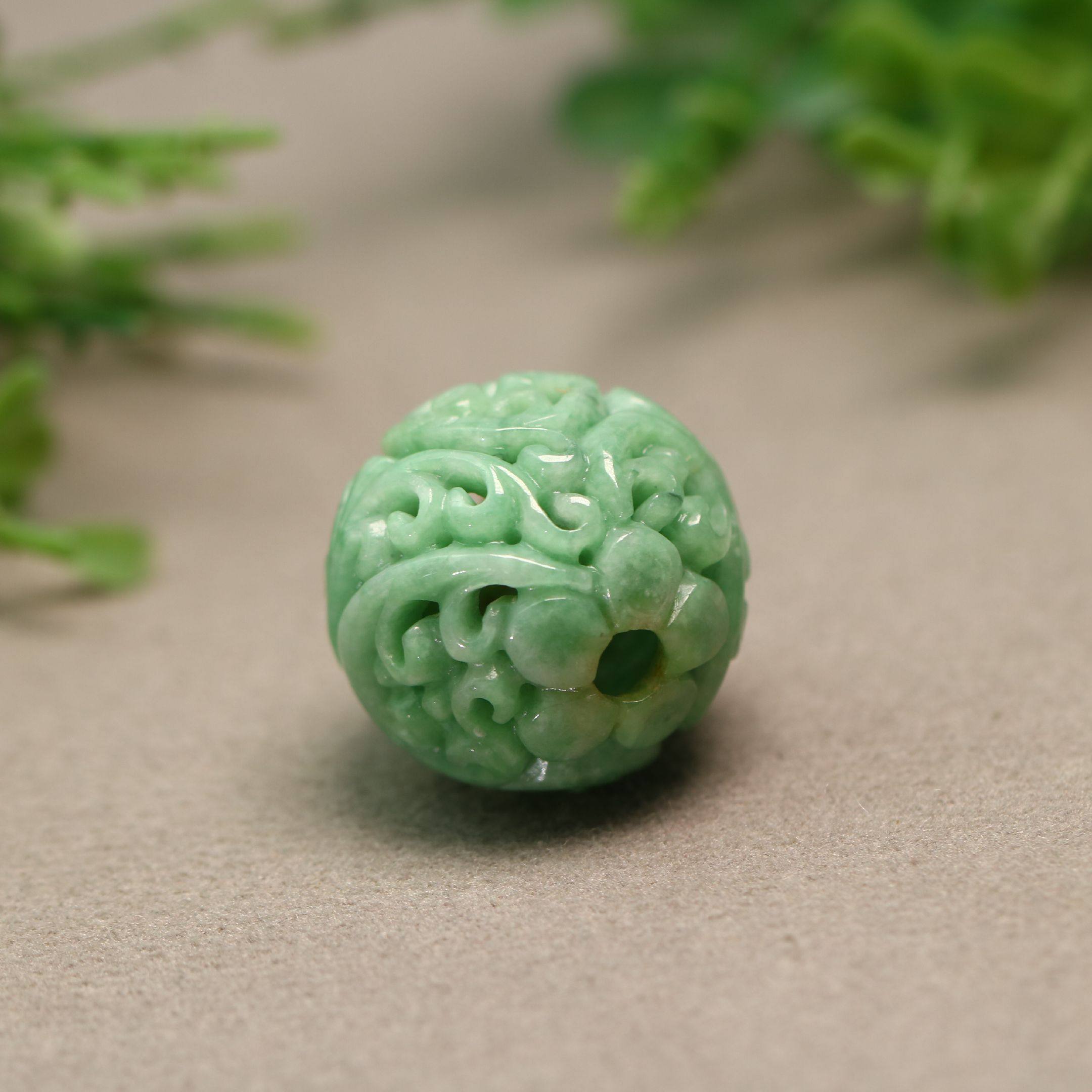 b278 满绿天然a货翡翠镂空雕花大圆珠子佛珠顶珠