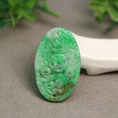 老翡翠古钱币龙纹椭圆形雕花花片