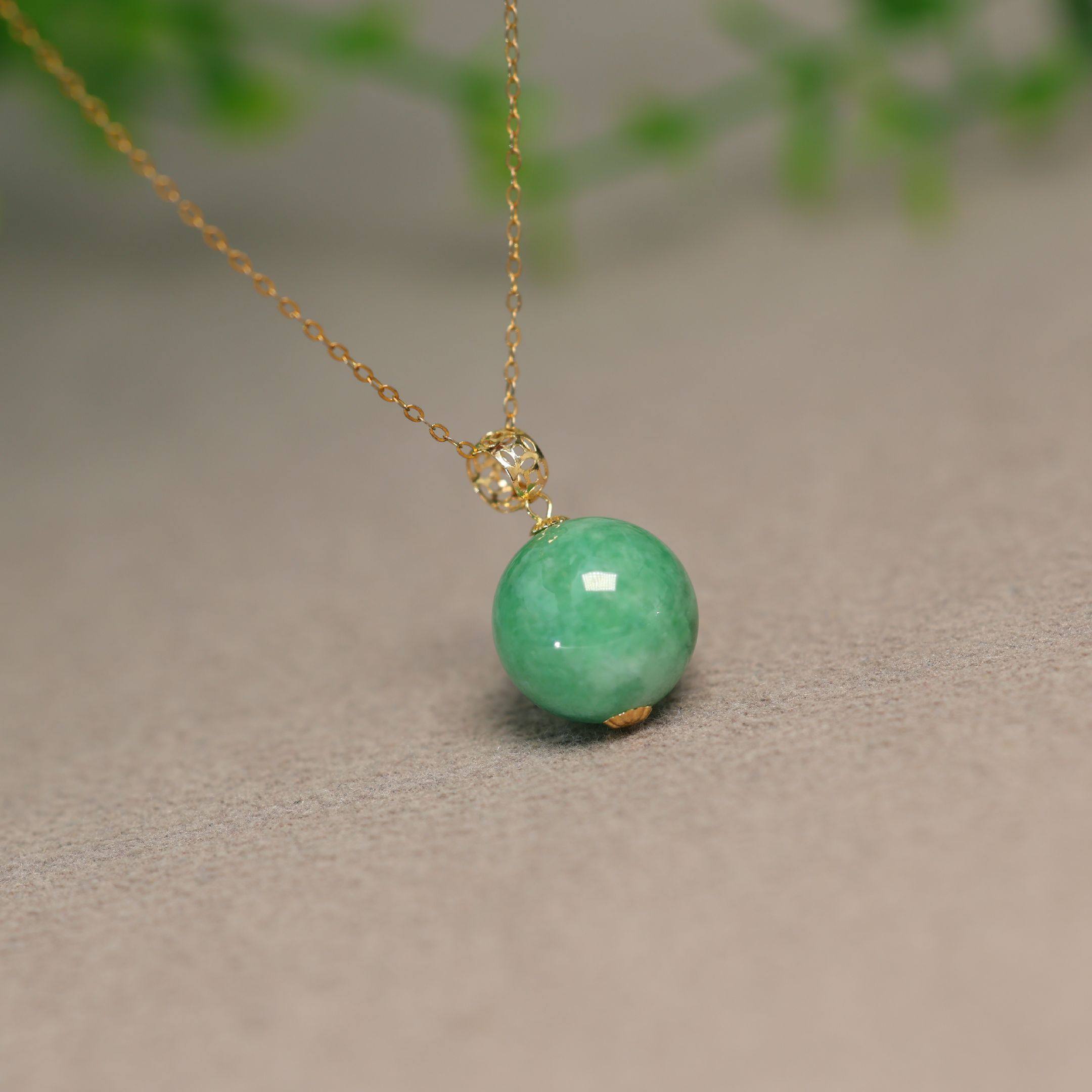 #K471 18K金镶嵌满绿缅甸天然A货翡翠素面圆珠子吊坠挂坠