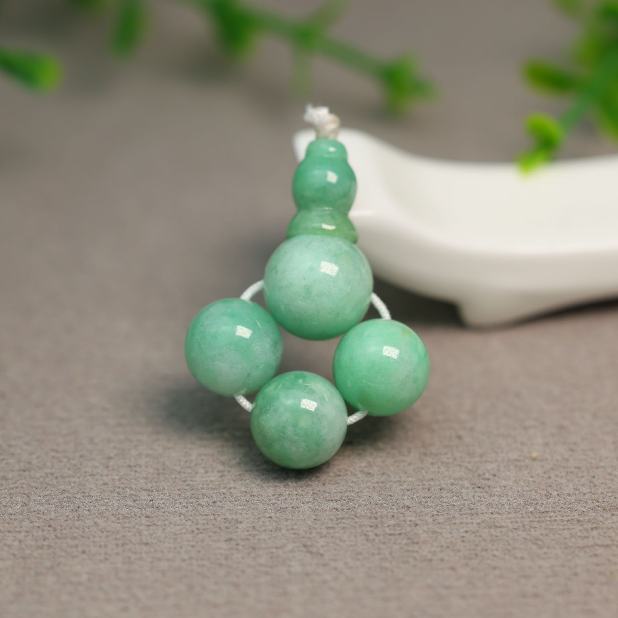 天然A货翡翠素面珠子三通佛头