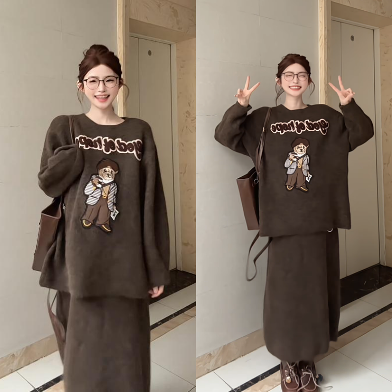 孕妇两穿毛衣外套+半身裙套装