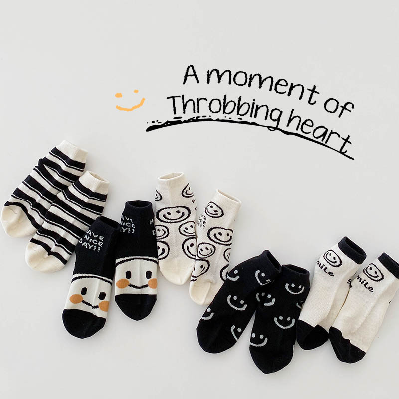 儿童袜中筒袜薄款黑白笑脸