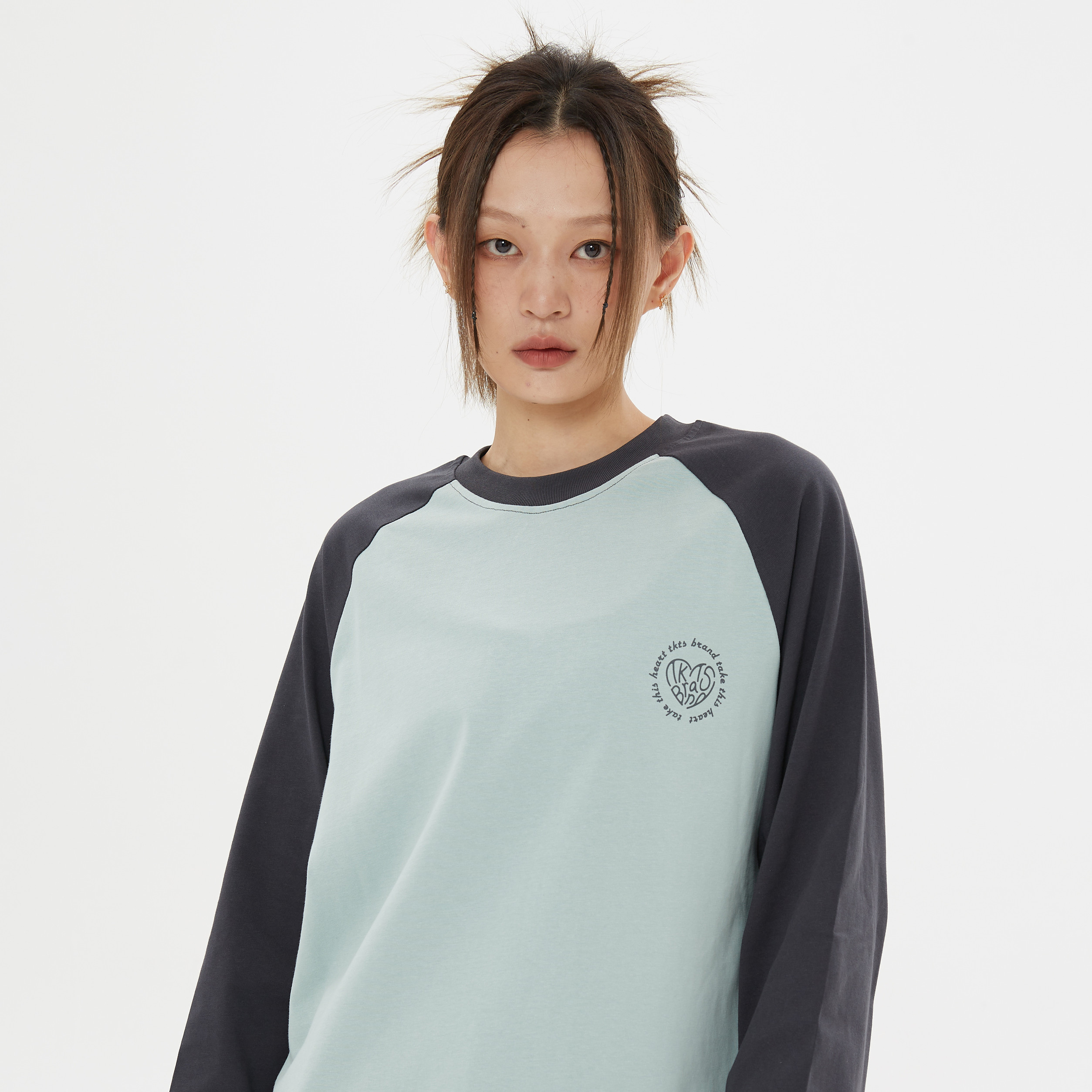 TKTS爱心插肩袖420G重磅上衣女