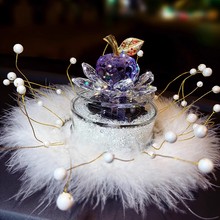 太阳能旋转水晶苹果汽车摆件车载中控台莲花香水座高级感车内装饰