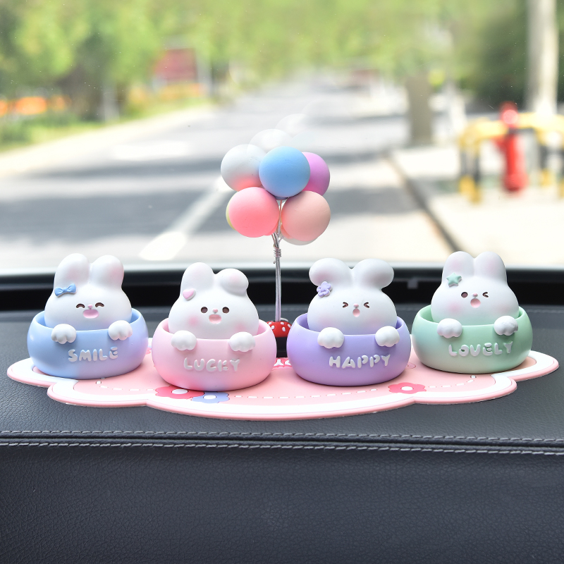 汽车摆件摇头小兔网红可爱装饰品