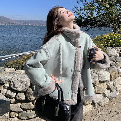 漂亮风皮毛一体外套女冬季翻领档次加厚保暖短款夹克高档高级通勤
