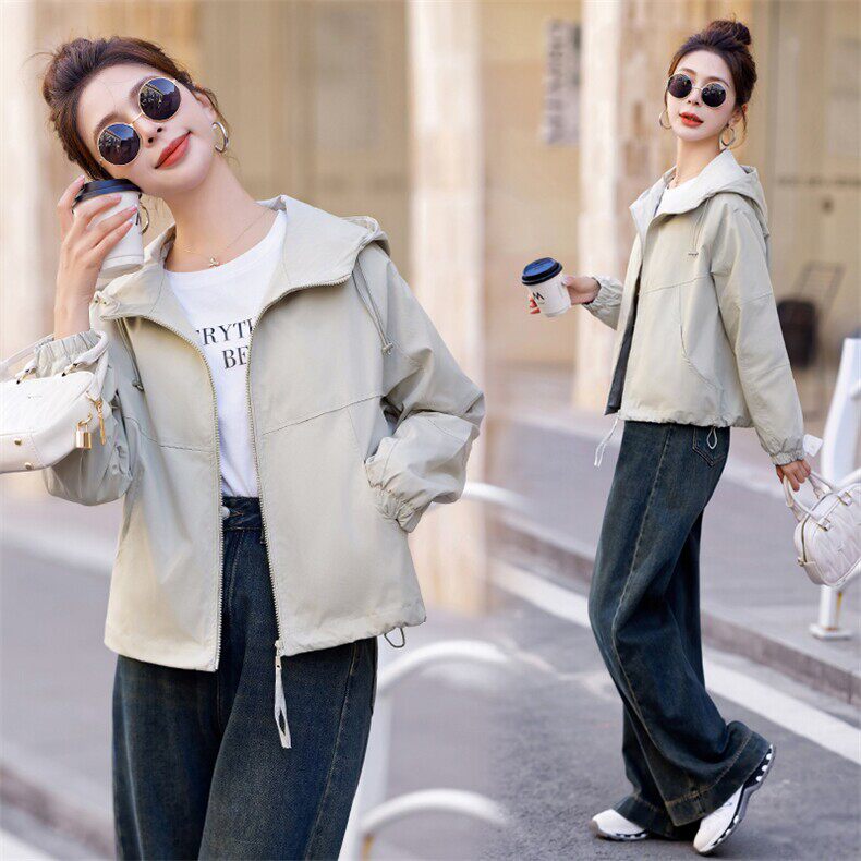 休闲风连帽短外套女韩版宽松小个子百搭夹克上衣