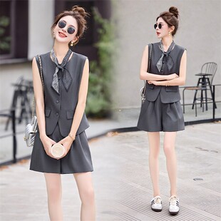 高级感显瘦短裤 女夏季 两件套小个子 马甲套装 极简轻熟风西装