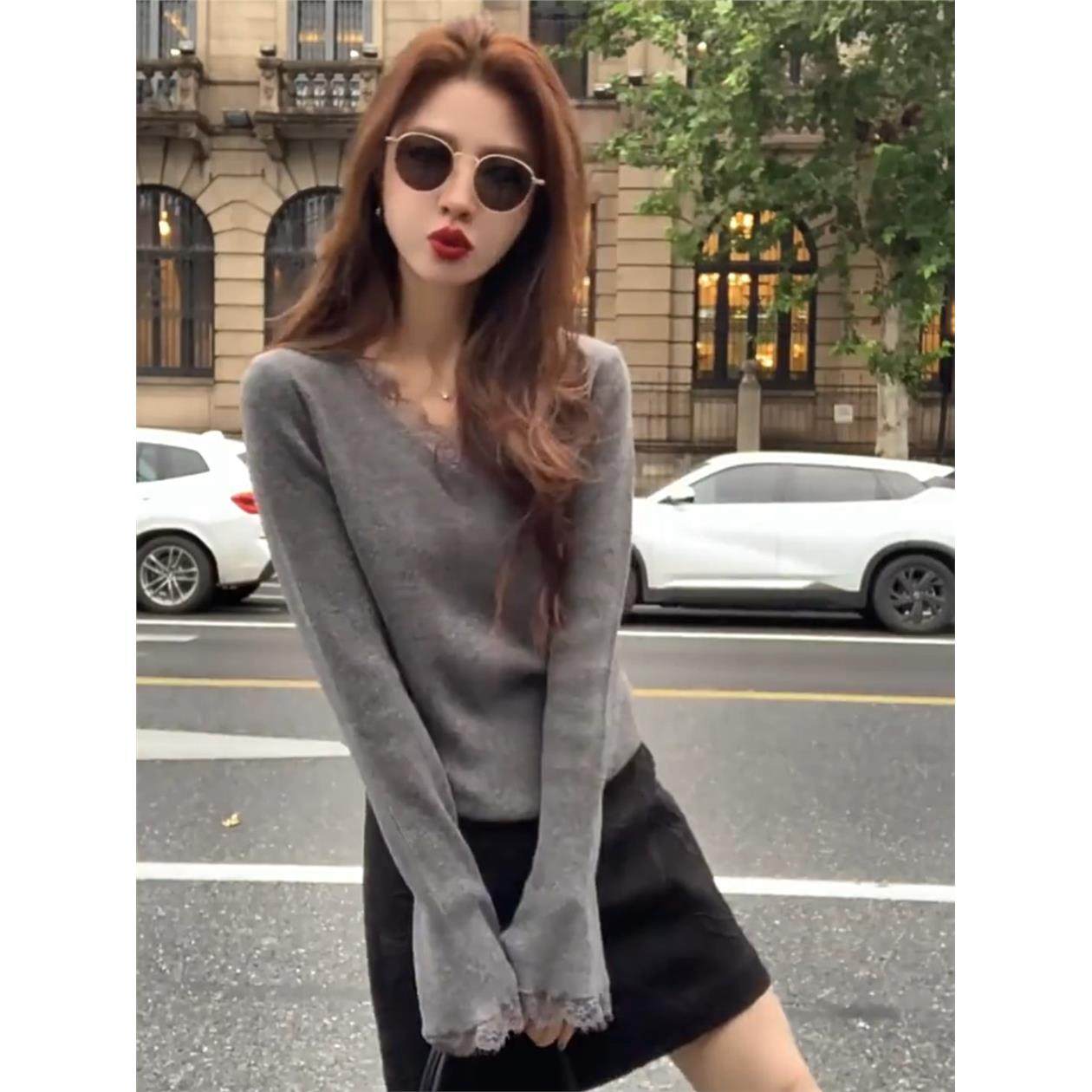 蕾丝拼接灰色V领长袖针织打底衫女秋冬轻奢高级感内搭绝美小上衣,个性定制/设计服务/DIY,棉服工装,淘宝优惠券,粉丝福利购,淘宝优惠卷