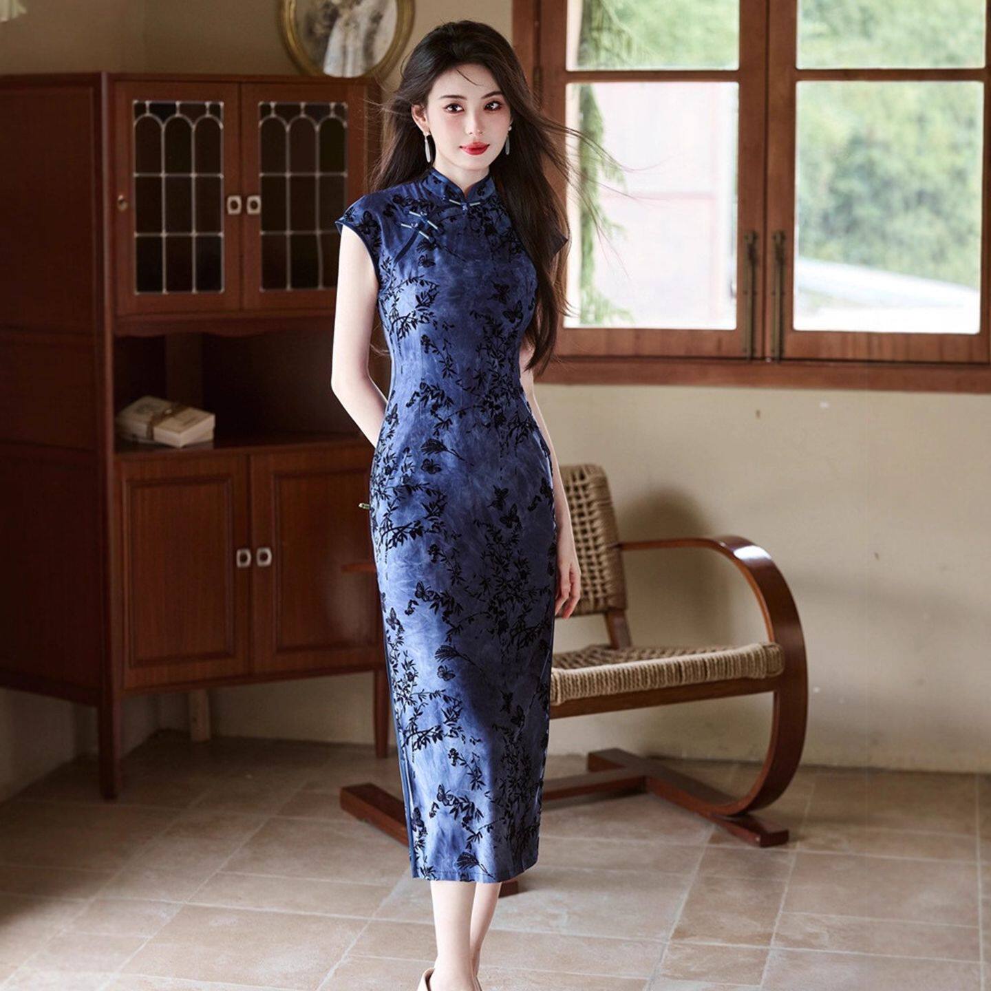 蓝色苏州旗袍高端大气上档次年轻款复古新中式改良月牙袖国风素雅