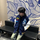 藏青色