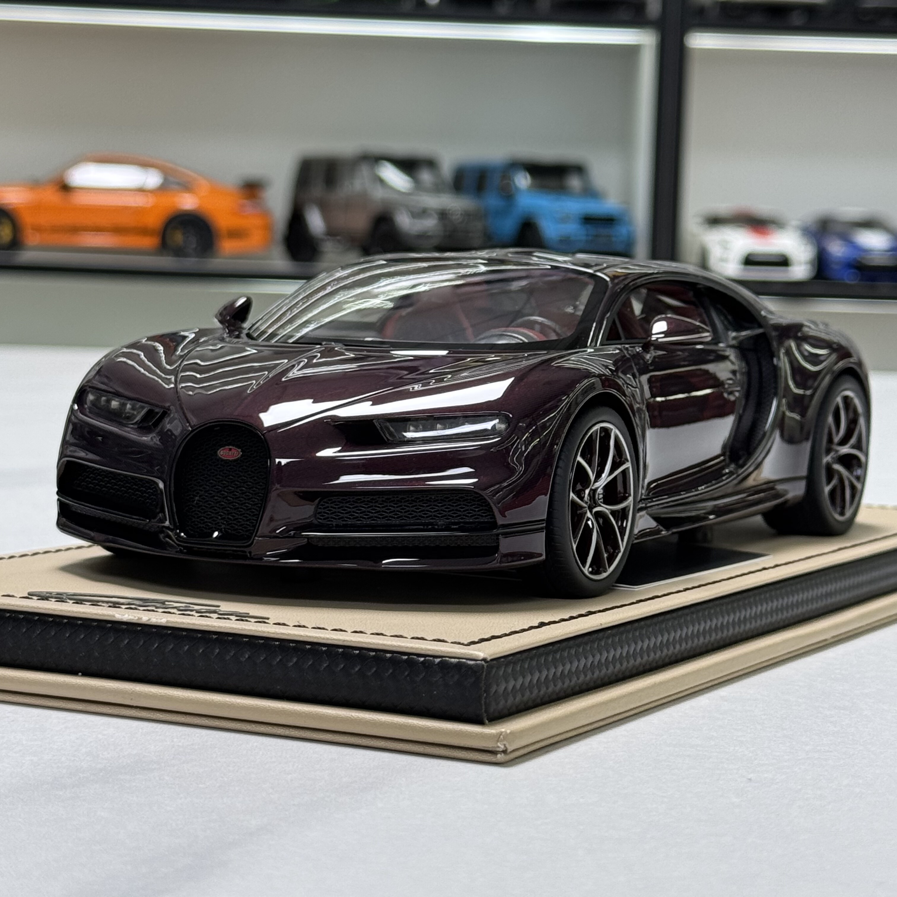 MR 1/18 布加迪Chiron 红色碳纤维硬顶跑车树脂汽车模型 限量收藏