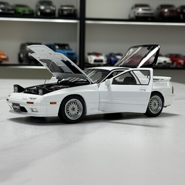 TOPART 1/18 马自达RX7 FC3S 1989 合金全开汽车模型