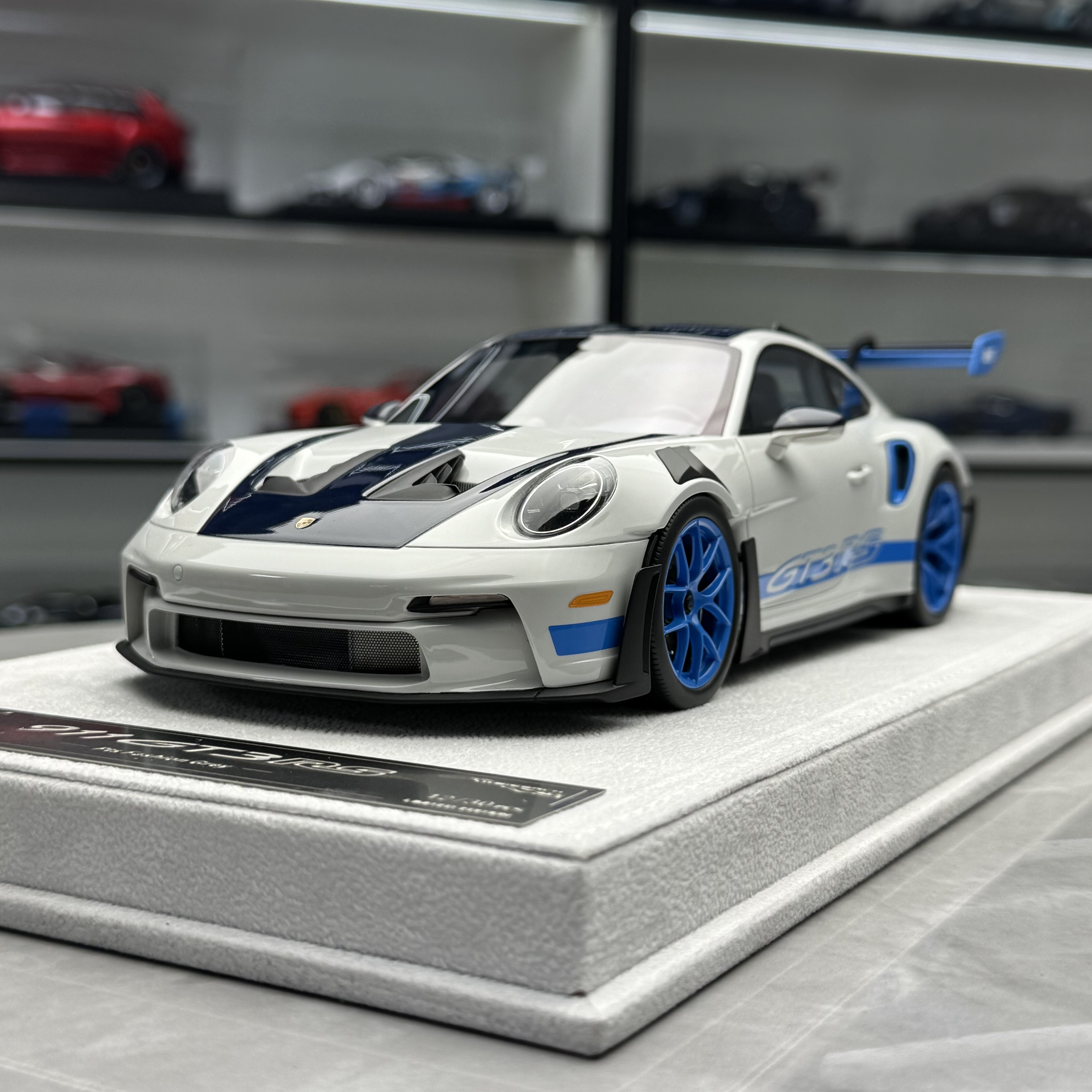 Fuelme 富美 1:18 保时捷 911 992 GT3 RS 树脂车模