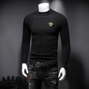 2540 冬季新款加厚澳洲山羊绒保暖休闲美杜莎刺绣毛衣 P220(M-4XL图片