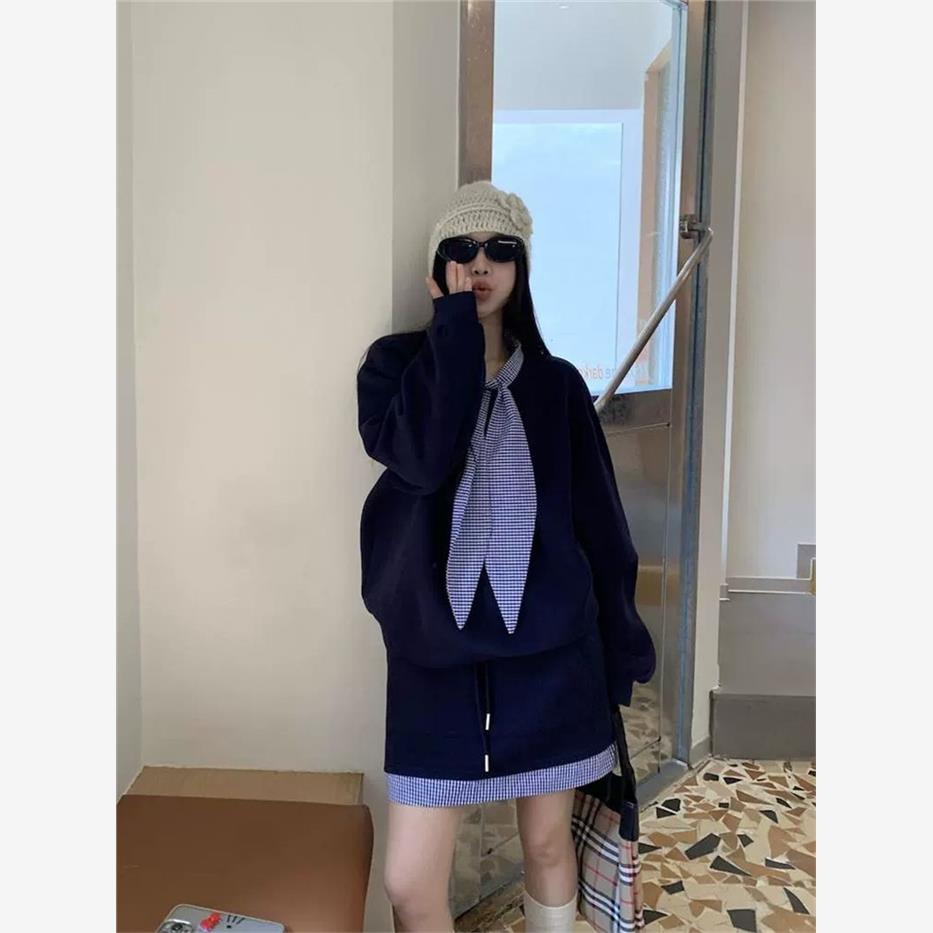 时尚套装女设计感撞色格