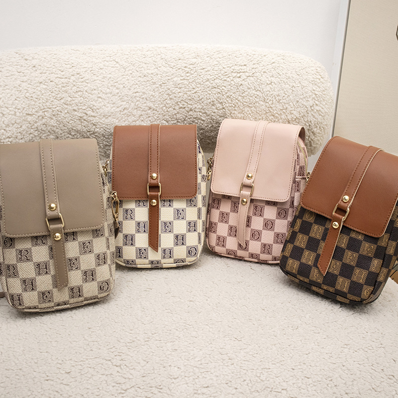 格纹手机包2023women handbag个性洋气单肩女士包学生斜挎小包ins