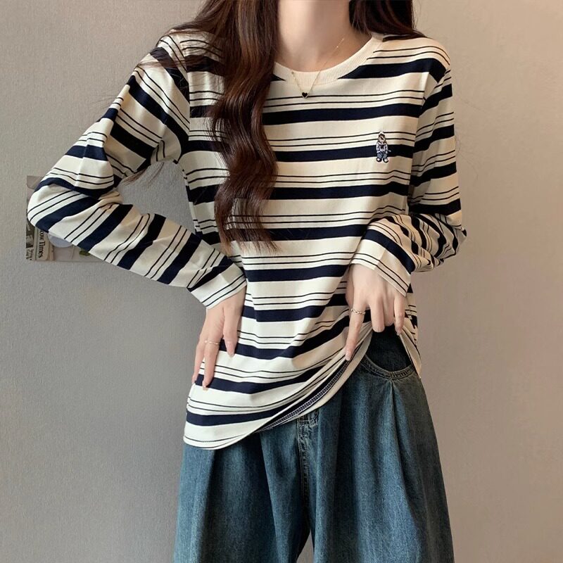 2025秋新款设计感别致刺绣打底衫t恤女纯棉休闲百搭条纹长袖上衣
