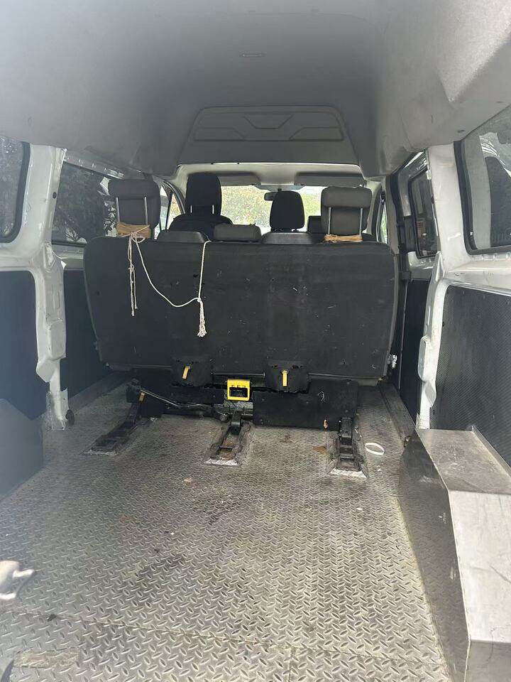 4月20日邵阳市车牌号为湘EU7796江铃全顺牌小型普通客车一辆网络拍卖公告