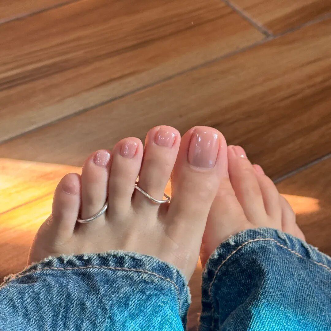 手工穿戴脚趾甲持久婚甲孕妇防水Hailey海莉极光珍珠粉脚指甲贴片