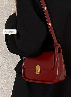 质感红色包包女包2025夏季新款潮高级腋下包单肩斜挎包百搭小方包