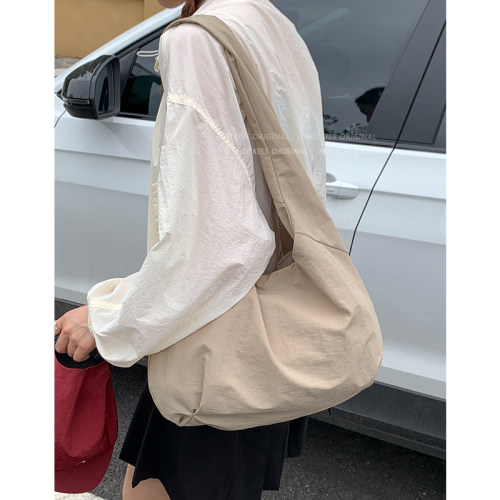 休闲大容量帆布包包女式2025新款夏季单肩包松弛感通勤腋下托特包