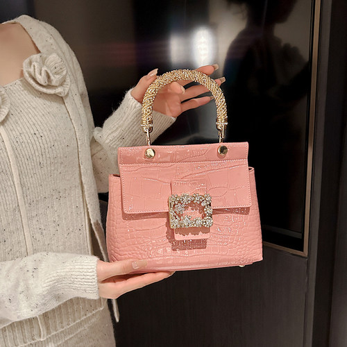 royeerviuoar小方包鳄鱼纹包