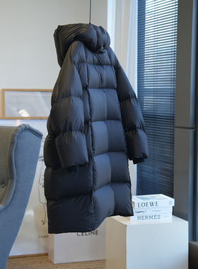 虫小小 云朵感加厚90白鸭绒中长款宽松连帽泡芙羽绒服外套冬804M