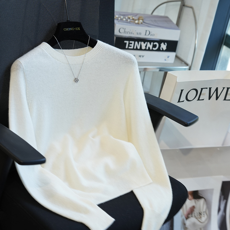 虫小小羊绒羊毛纯色百搭毛衣