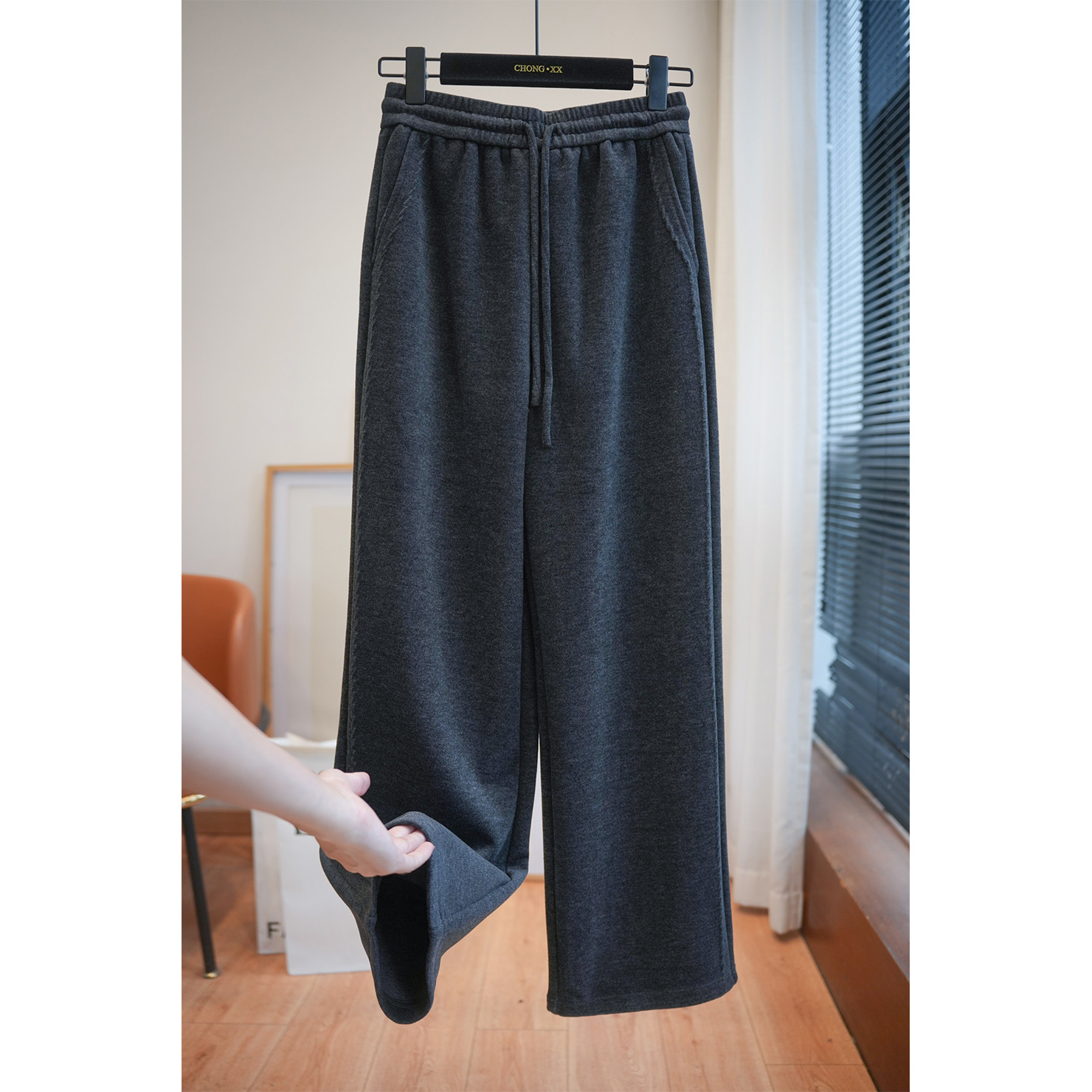 虫小小高智感羊毛醋酸混纺阔腿裤