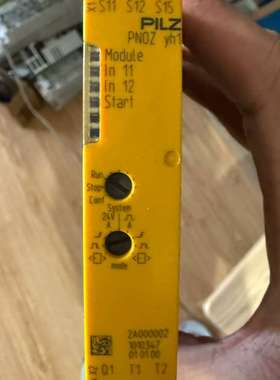 皮尔兹PILZ安全模继电器模块2A000002，成色，功-议价