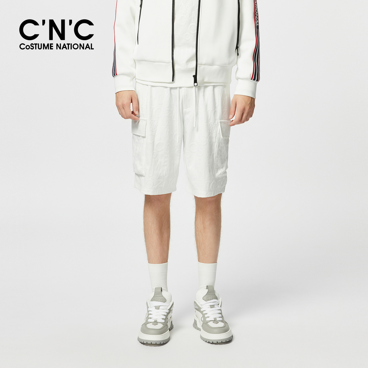 CNC男装25夏季新款满版LOGO图案提花时尚抽绳微弹休闲短裤男